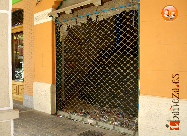 100814fotonoticia_local_plaza