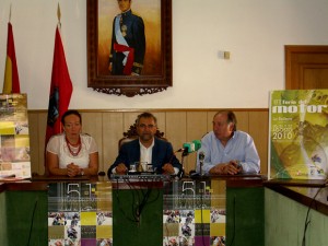 De izquierda a derecha, Quesada, Palazuelo y Falagán en la presentación de la carrera.