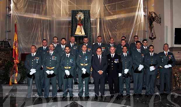 101012guardiacivilpilar2