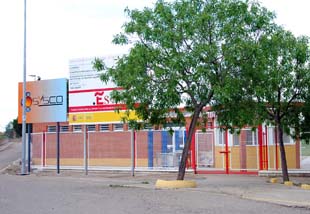 110606entradapiscina