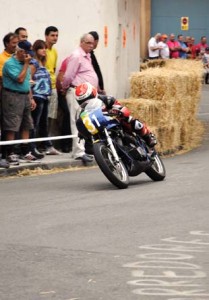 110821motos