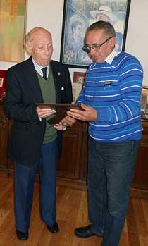 111207conradosociohonorpendon