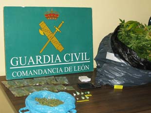 120323detencioncannabis