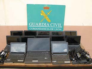 121023roboordenadoresguardiacivil