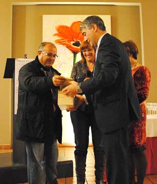 121115vinosolidarioalois2