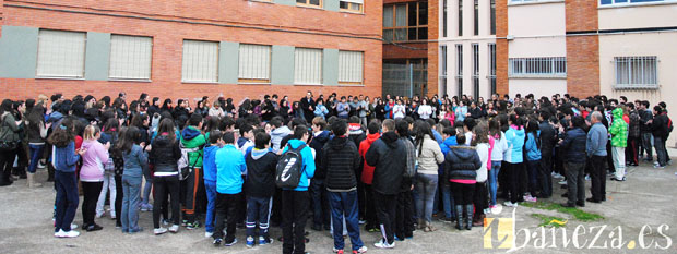 130117concentracionorniaestudiantes
