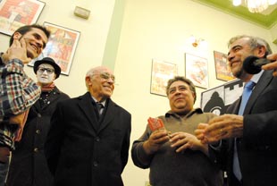 130201exposicioncartelesconrado