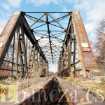 130623puentehierrolineaferrearutaplata La Ruta de la Plata, que ha sido sometida a un constante expolio, cuenta con una infraestructura singular como el Puente de Hierro.