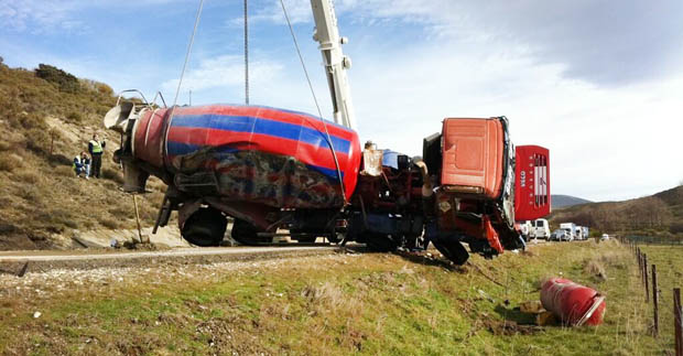 140109accidentecamioniruela
