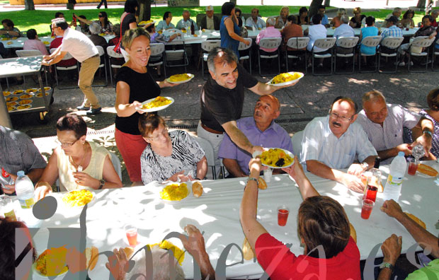 140811paelladajubilados