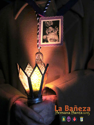 150225cartelsemanasanta2015