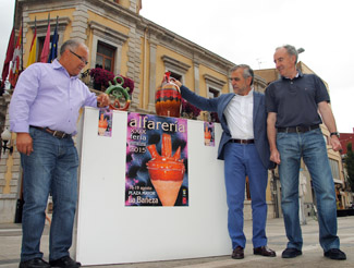 150813presentacionferiaalfareria