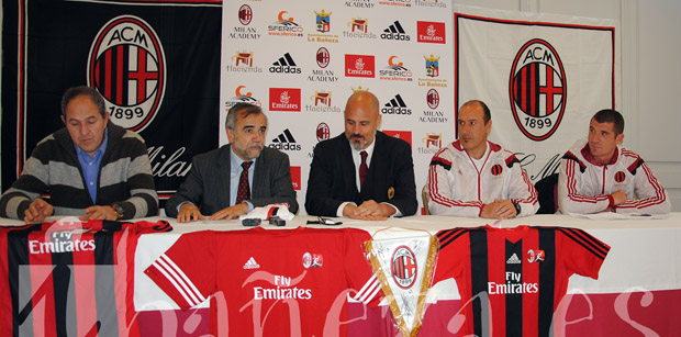 160413campusfutbolmilan