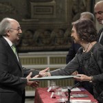 161125colinasreinasofia El poeta Antonio Colinas recoge el premio de la XXV Edición del premio Reina Sofía de poesía Iberoamericana. / Foto: Juan Lázaro
