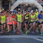171008mediamaraton La salida y meta fue desde la Plaza Mayor.