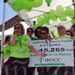 180617marchaesperanza El 'cheque' de 45.265 euros fue uno de los momentos más esperados de la jornada.