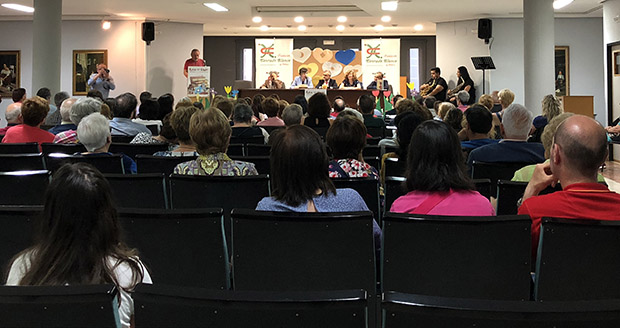 180705presentacioncharin