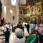 220619corpus Momento de la bendición con el Santísimo en la iglesia de Santa María.