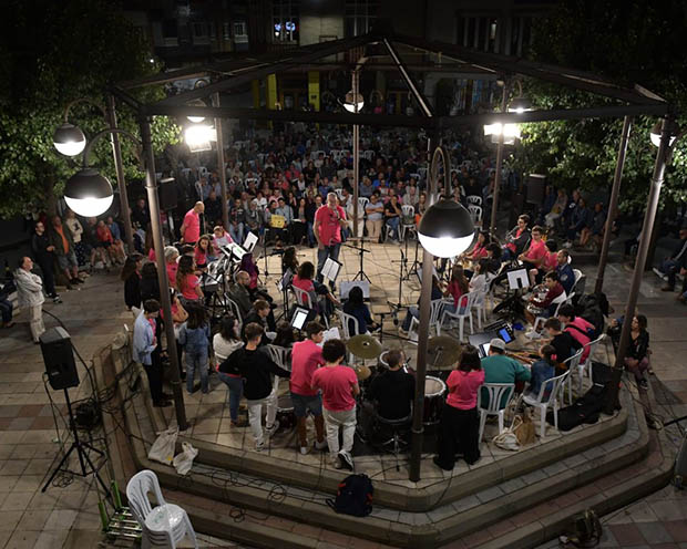 230805conciertoplaza